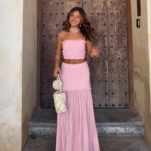 VIRAL ZARA (co-ord ( SET ) knit skirt and top M 
🚨FIRM PRICE NO DISCOUNT